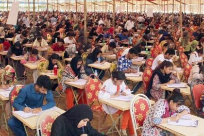 Matriculation Examination Position Holders: Intense Competition Between Government and Private Schools